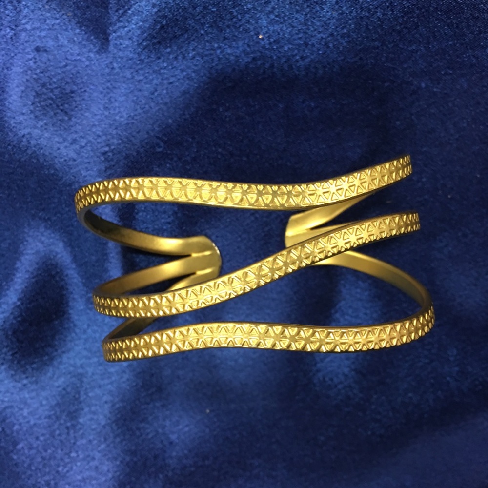 Lia Sophia Goldtone cuff bracelet